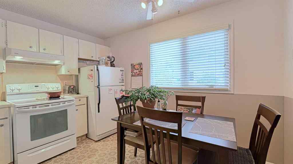 MLS® A2262352 - 135 Woodsman Lane SW in Woodbine Calgary, Residential