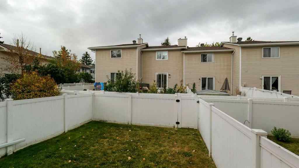 MLS® A2262352 - 135 Woodsman Lane SW in Woodbine Calgary, Residential