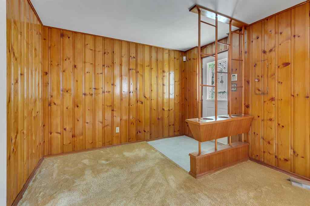 MLS® A2262353 - 3224 Carol Drive NW in Collingwood Calgary, Residential