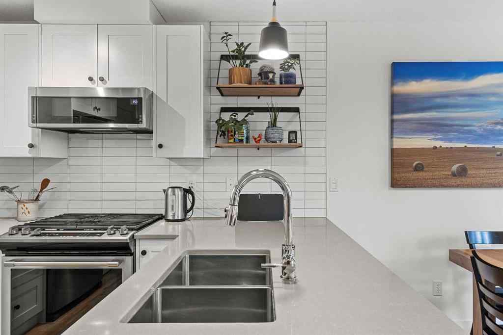 MLS® A2262354 - Unit #13 1022 Rundleview Drive  in Rundleview Ests Canmore, Residential