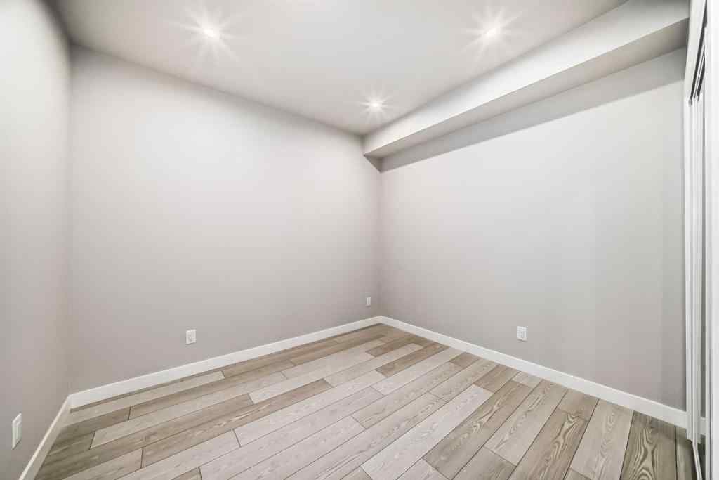 MLS® A2262357 - Unit #206 110 18a street nw   in West Hillhurst Calgary, Residential