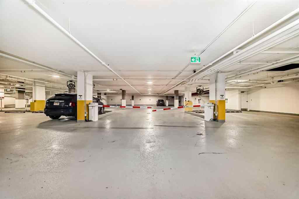 MLS® A2262357 - Unit #206 110 18a street nw   in West Hillhurst Calgary, Residential