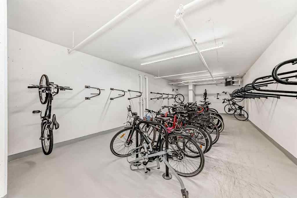 MLS® A2262357 - Unit #206 110 18a street nw   in West Hillhurst Calgary, Residential