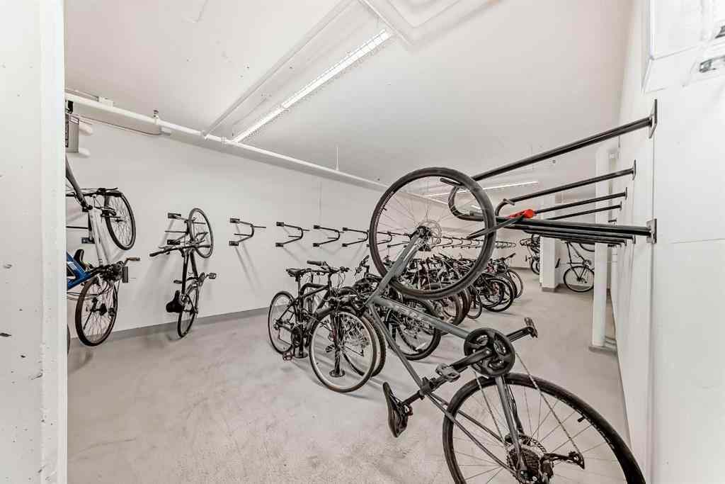 MLS® A2262357 - Unit #206 110 18a street nw   in West Hillhurst Calgary, Residential