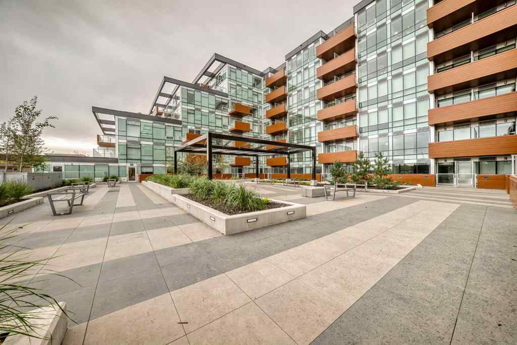 MLS® A2262357 - Unit #206 110 18a street nw   in West Hillhurst Calgary, Residential