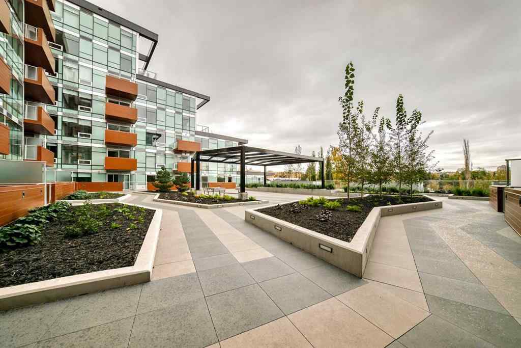 MLS® A2262357 - Unit #206 110 18a street nw   in West Hillhurst Calgary, Residential