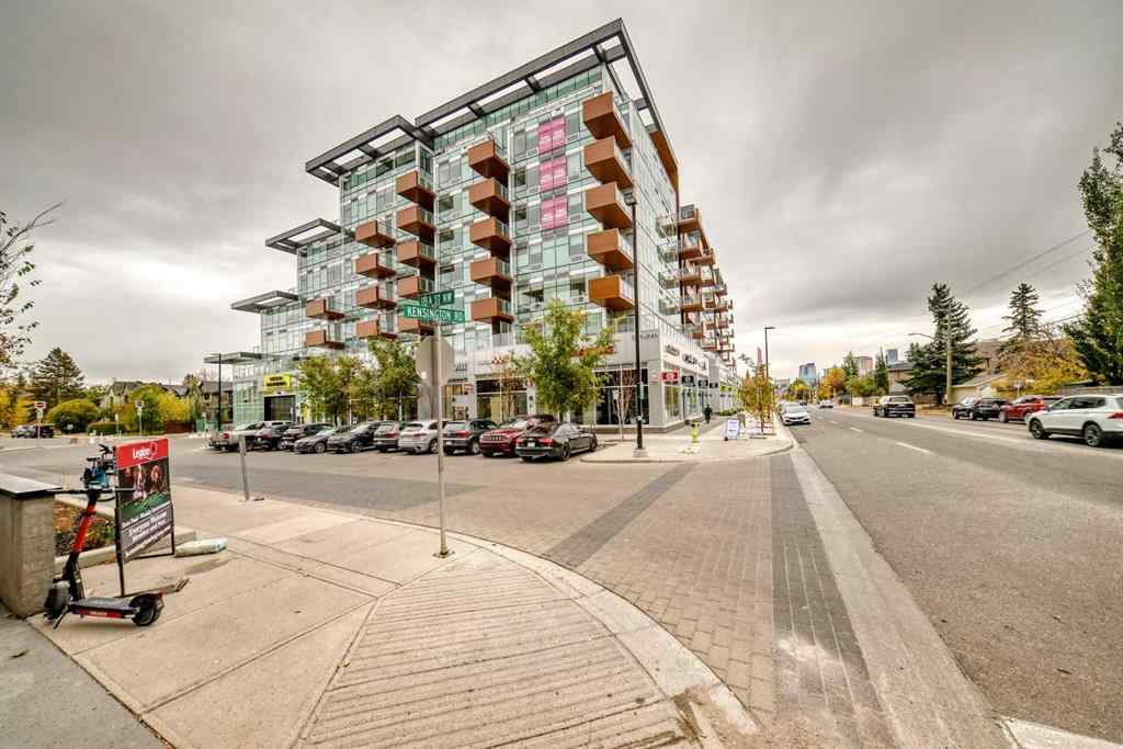 MLS® A2262357 - Unit #206 110 18a street nw   in West Hillhurst Calgary, Residential