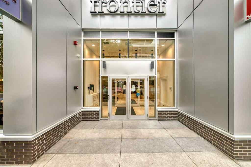 MLS® A2262357 - Unit #206 110 18a street nw   in West Hillhurst Calgary, Residential