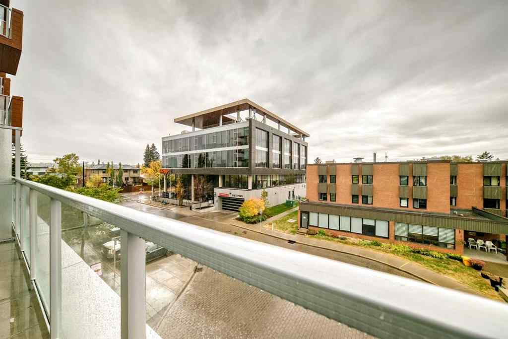 MLS® A2262357 - Unit #206 110 18a street nw   in West Hillhurst Calgary, Residential