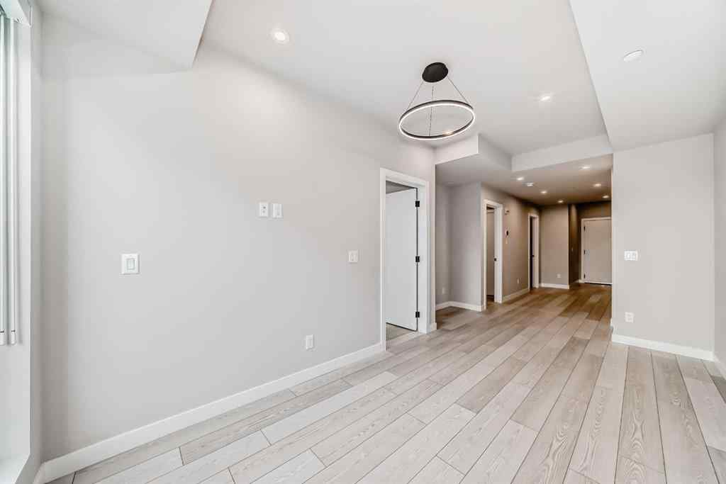 MLS® A2262357 - Unit #206 110 18a street nw   in West Hillhurst Calgary, Residential