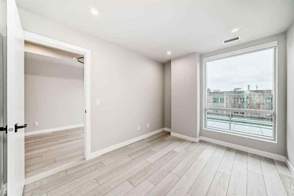 MLS® A2262357 - Unit #206 110 18a street nw   in West Hillhurst Calgary, Residential