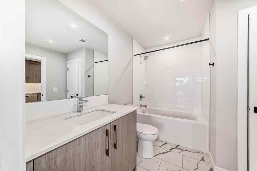 MLS® A2262357 - Unit #206 110 18a street nw   in West Hillhurst Calgary, Residential