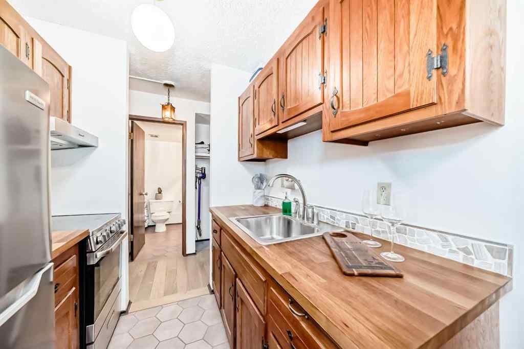 MLS® A2262358 - Unit #305 635 57 Avenue SW in Windsor Park Calgary, Residential