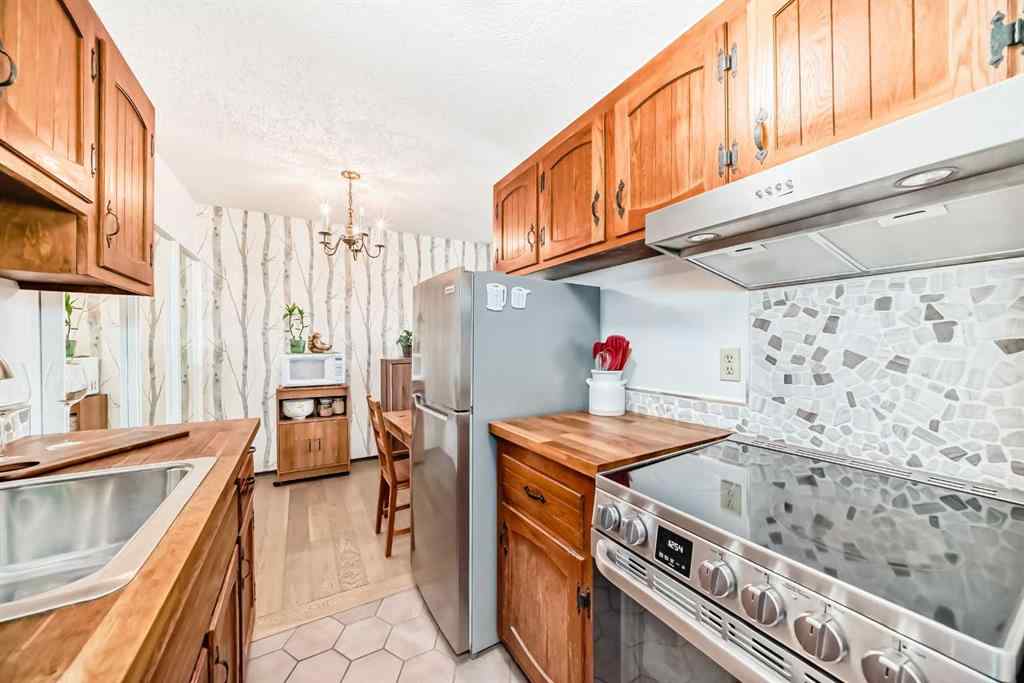 MLS® A2262358 - Unit #305 635 57 Avenue SW in Windsor Park Calgary, Residential