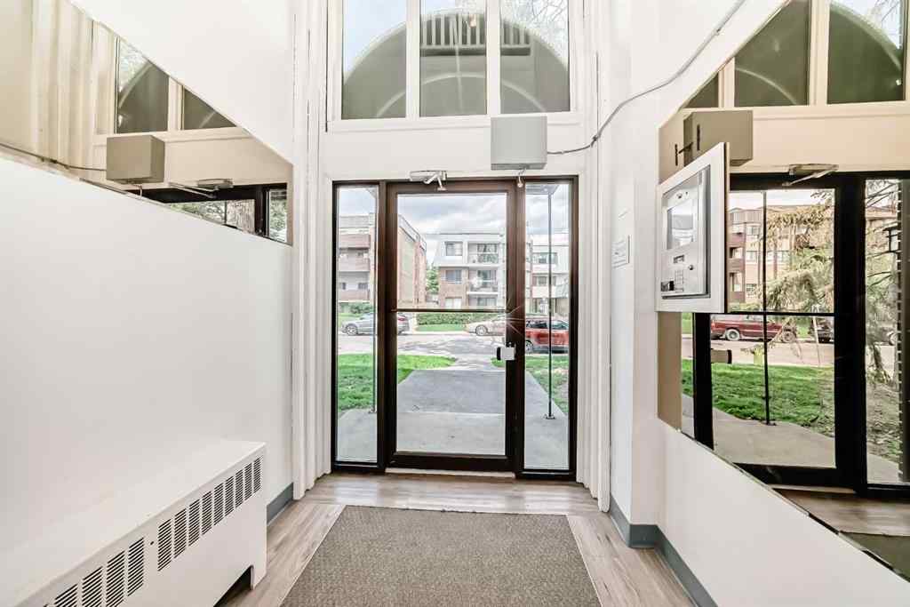 MLS® A2262358 - Unit #305 635 57 Avenue SW in Windsor Park Calgary, Residential