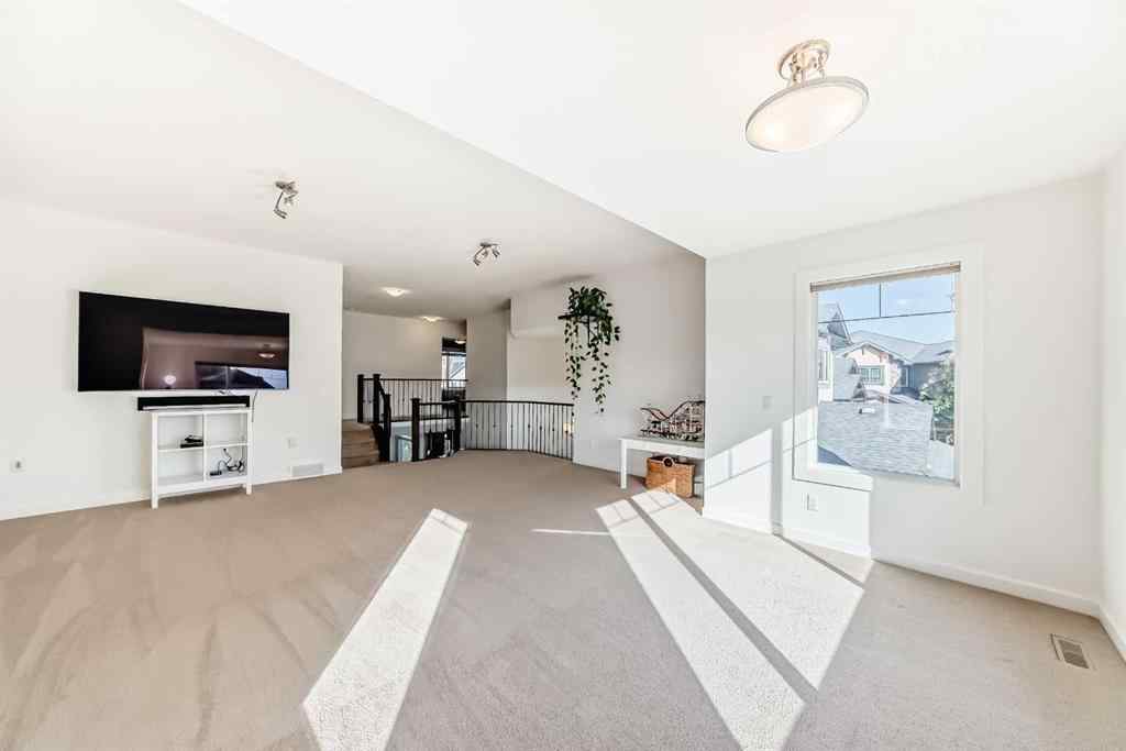 MLS® A2262363 - 136 ASPENMERE Close  in Westmere Chestermere, Residential