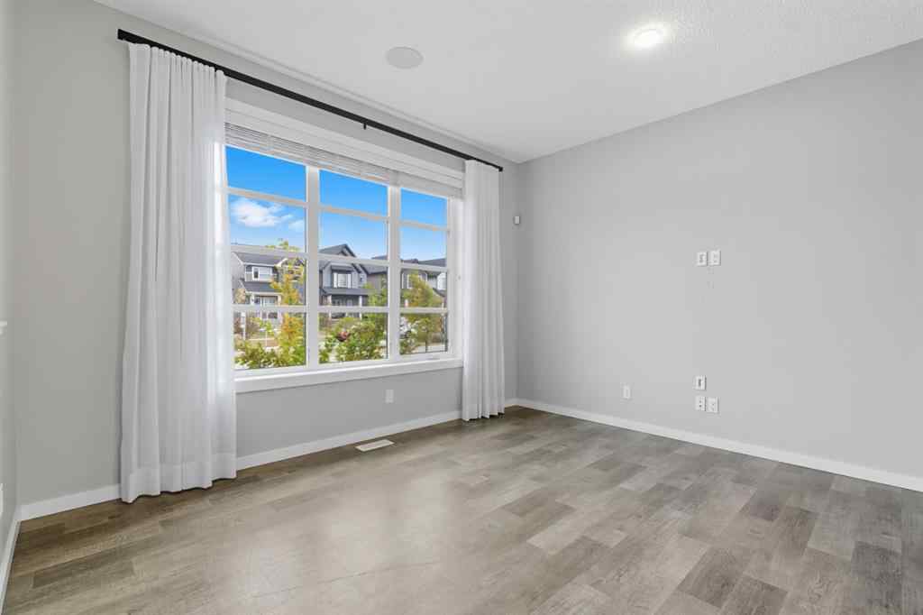 MLS® A2262364 - 167 Highview Gate SE in Lanark Airdrie, Residential