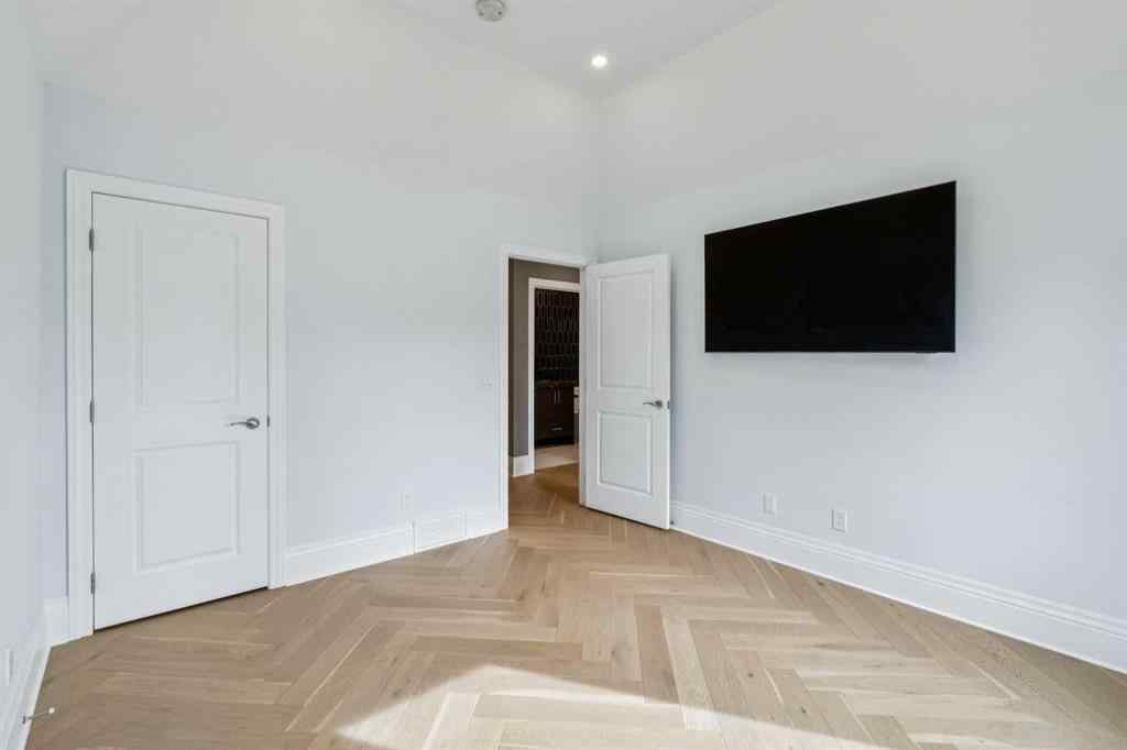 MLS® A2262369 - 1307 Baldwin Crescent SW in Bel-Aire Calgary, Residential