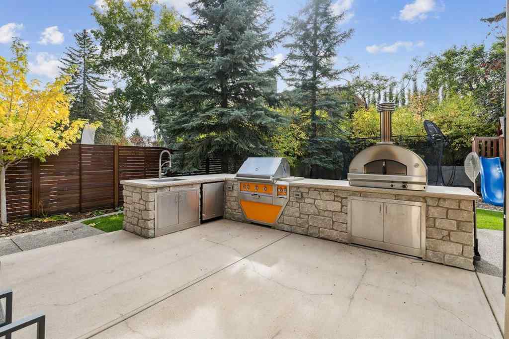 MLS® A2262369 - 1307 Baldwin Crescent SW in Bel-Aire Calgary, Residential