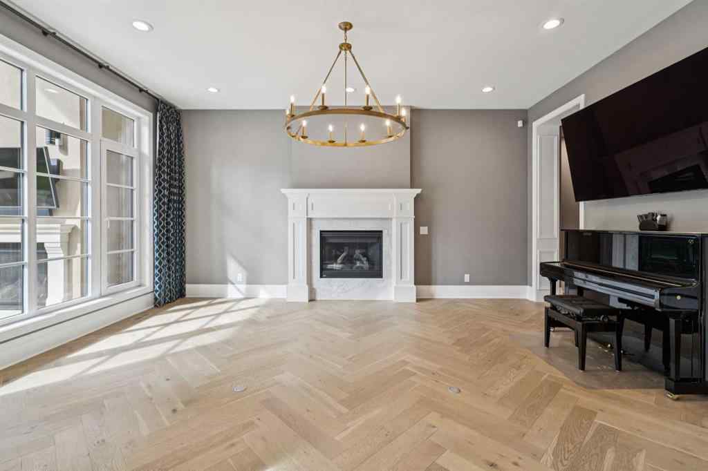 MLS® A2262369 - 1307 Baldwin Crescent SW in Bel-Aire Calgary, Residential