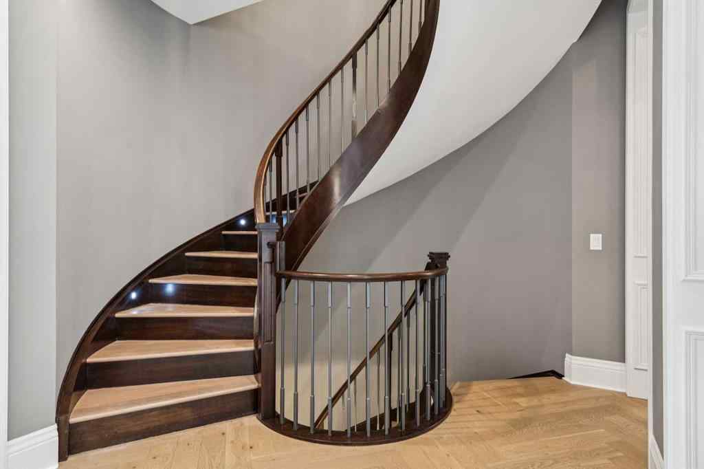 MLS® A2262369 - 1307 Baldwin Crescent SW in Bel-Aire Calgary, Residential