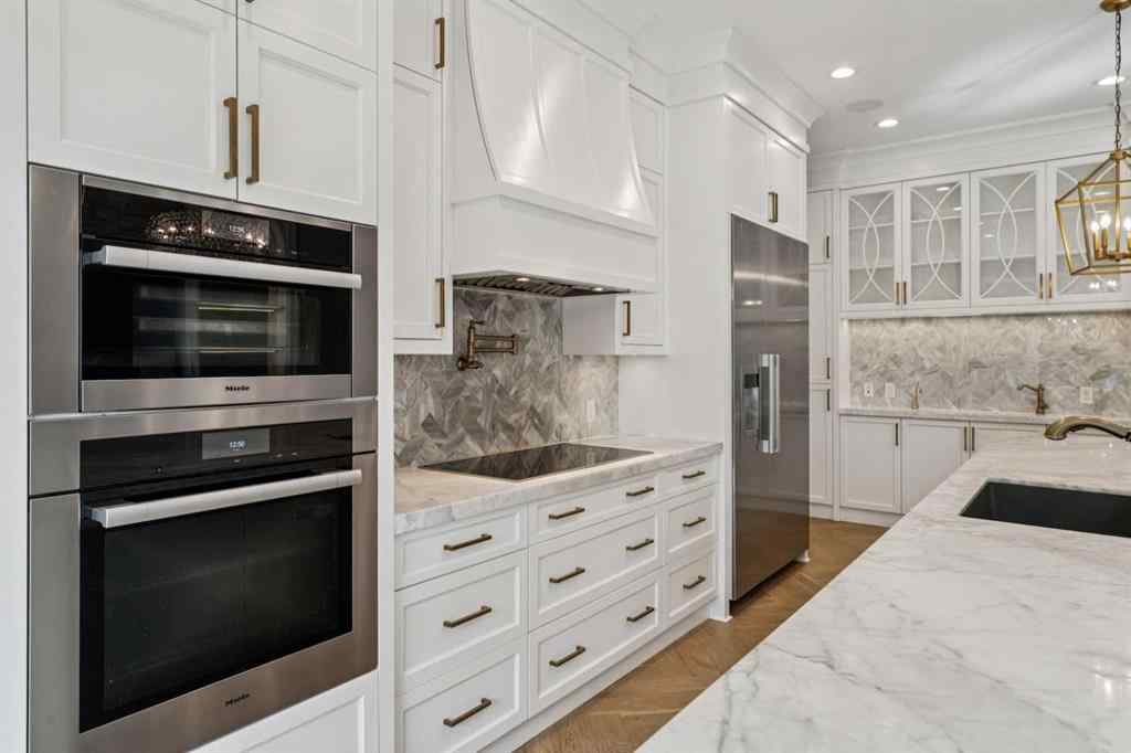 MLS® A2262369 - 1307 Baldwin Crescent SW in Bel-Aire Calgary, Residential