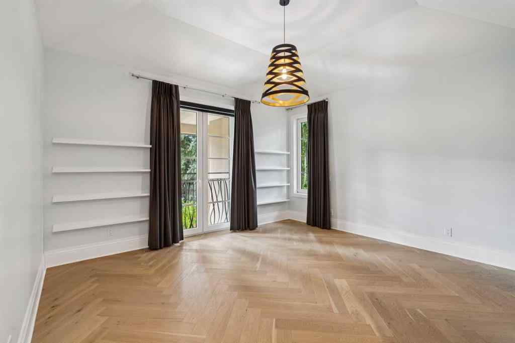 MLS® A2262369 - 1307 Baldwin Crescent SW in Bel-Aire Calgary, Residential