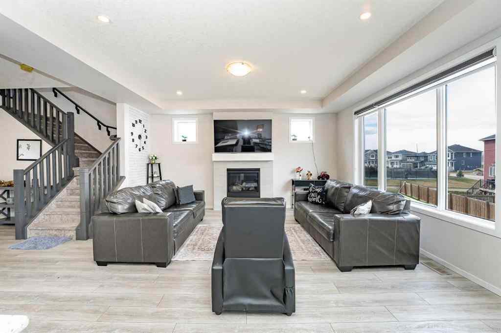 MLS® A2262371 - 717 Windrow Manor SW in South Windsong Airdrie, Residential