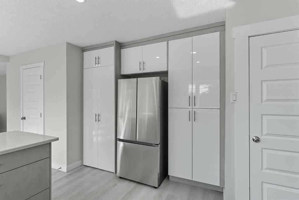 MLS® A2262374 - 2009 Cottonwood Crescent SE in Southview Calgary, Residential