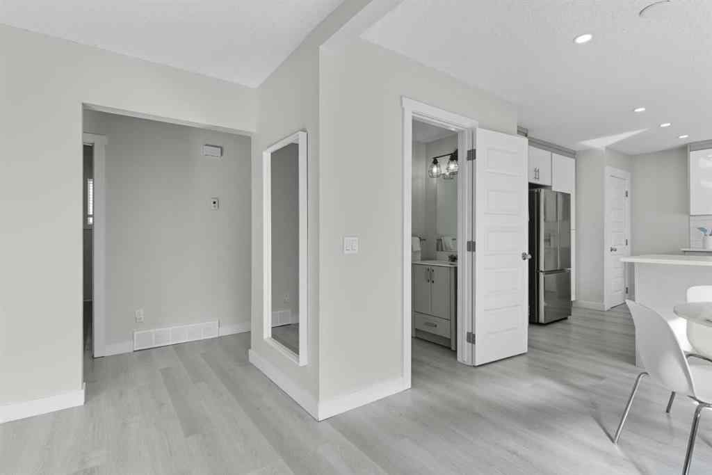 MLS® A2262374 - 2009 Cottonwood Crescent SE in Southview Calgary, Residential