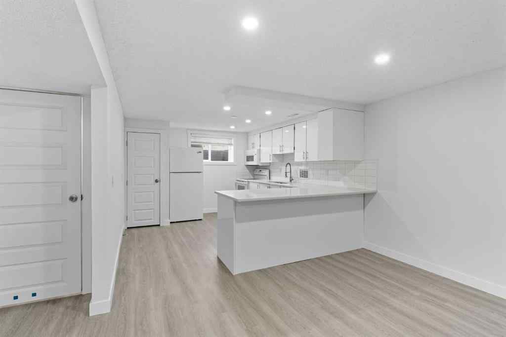 MLS® A2262374 - 2009 Cottonwood Crescent SE in Southview Calgary, Residential