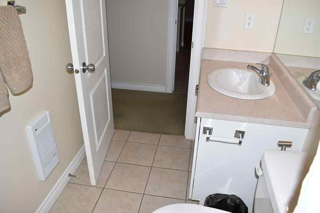 MLS® A2262381 - Unit #109B 5101 18 Street  in West Lloydminster Lloydminster, Rental