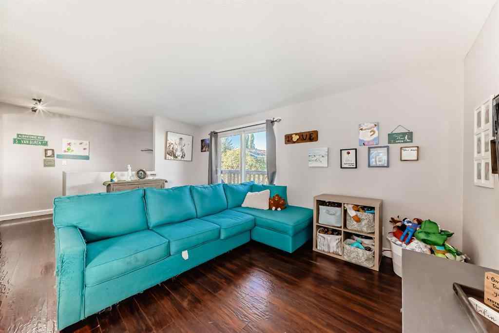 MLS® A2262384 - 724D Raynard Crescent SE in Albert Park/Radisson Heights Calgary, Residential