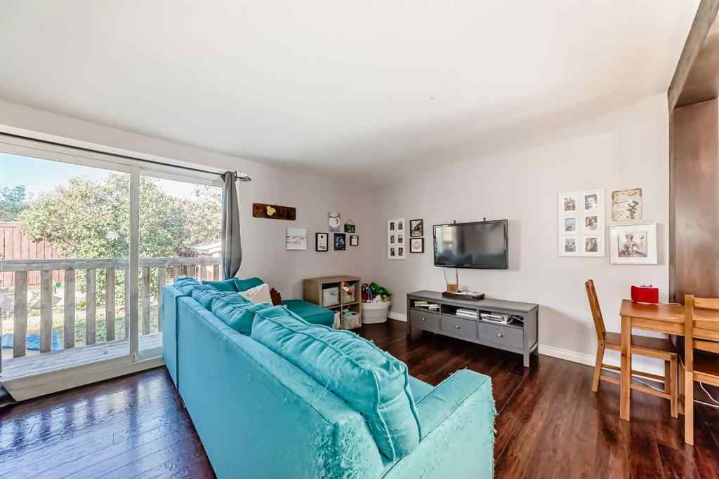 MLS® A2262384 - 724D Raynard Crescent SE in Albert Park/Radisson Heights Calgary, Residential