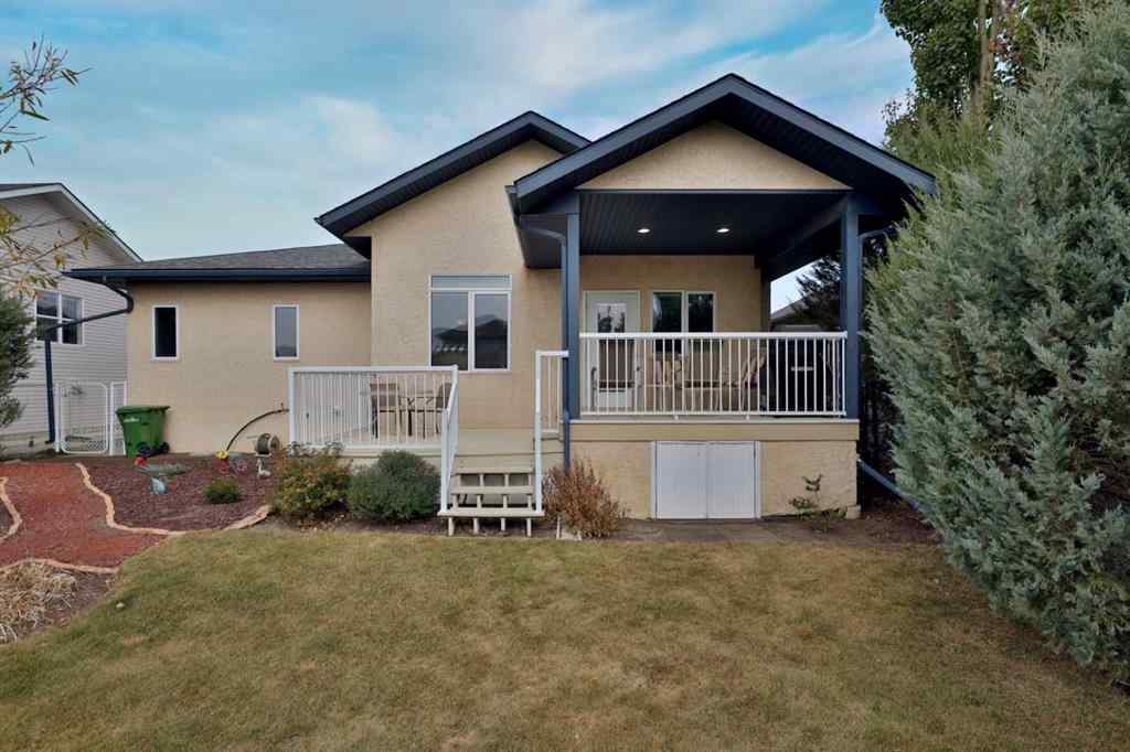MLS® A2262390 - 6611 33 Avenue  in Century Meadows Camrose, Residential