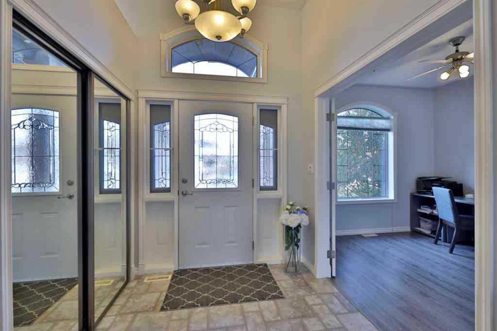 MLS® A2262390 - 6611 33 Avenue  in Century Meadows Camrose, Residential