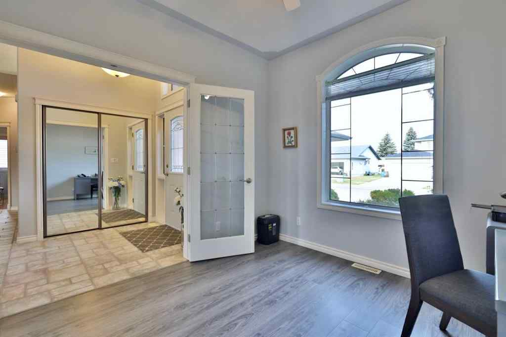 MLS® A2262390 - 6611 33 Avenue  in Century Meadows Camrose, Residential