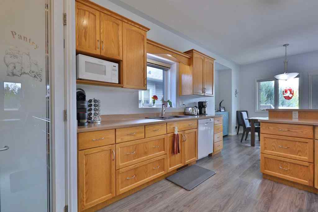 MLS® A2262390 - 6611 33 Avenue  in Century Meadows Camrose, Residential