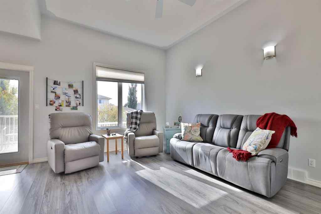 MLS® A2262390 - 6611 33 Avenue  in Century Meadows Camrose, Residential