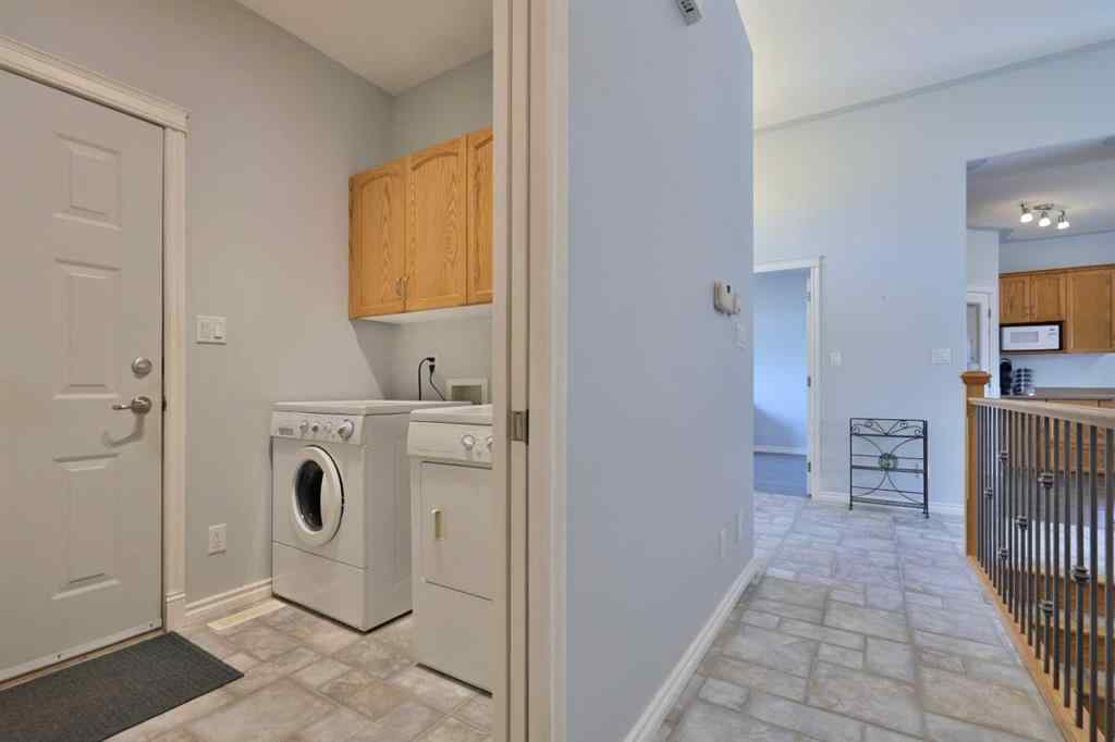 MLS® A2262390 - 6611 33 Avenue  in Century Meadows Camrose, Residential