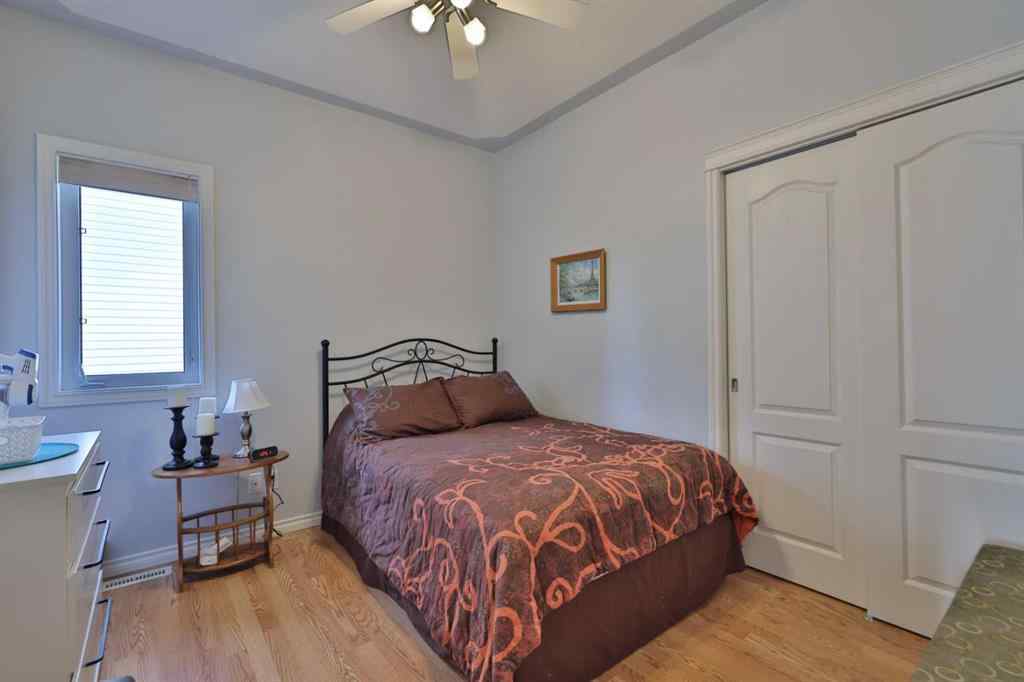 MLS® A2262390 - 6611 33 Avenue  in Century Meadows Camrose, Residential