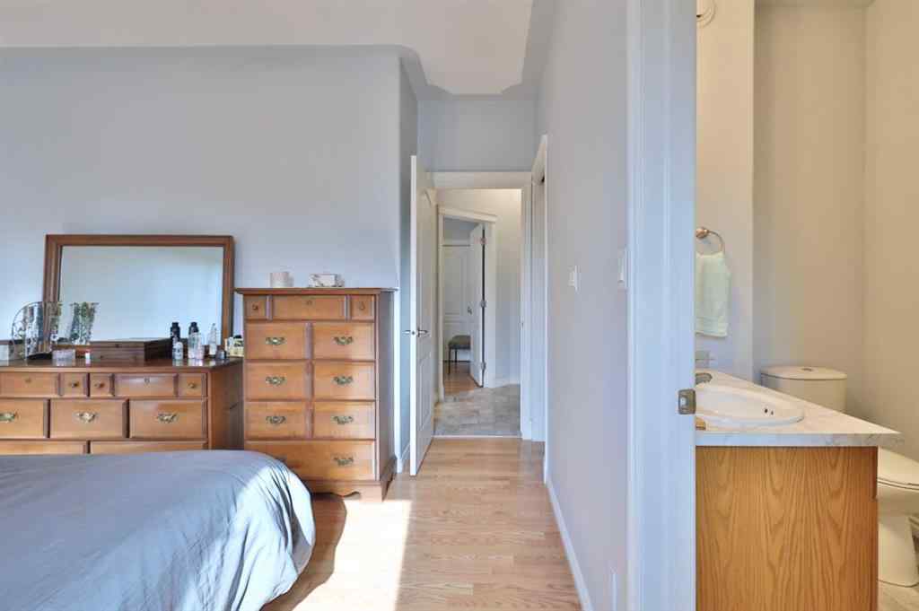 MLS® A2262390 - 6611 33 Avenue  in Century Meadows Camrose, Residential