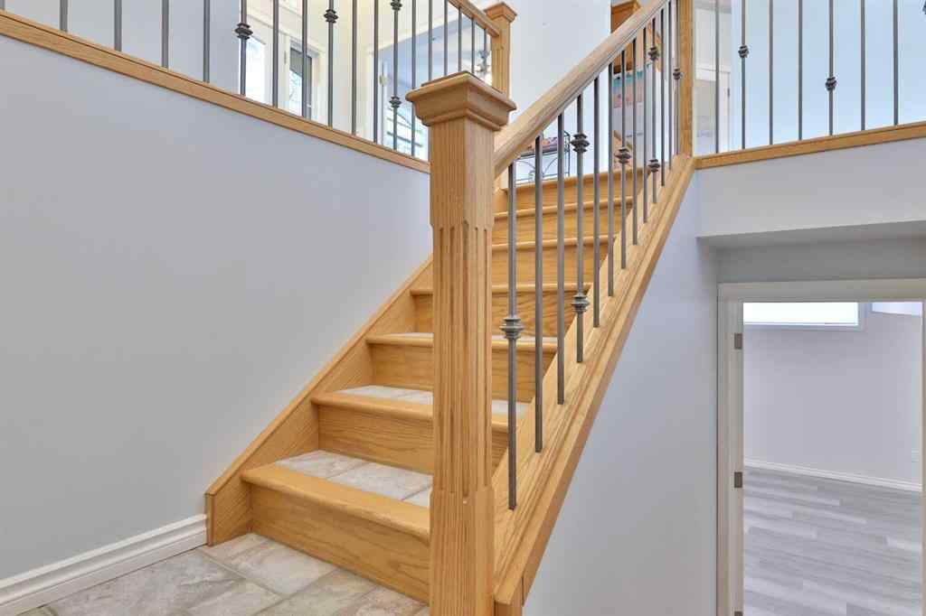 MLS® A2262390 - 6611 33 Avenue  in Century Meadows Camrose, Residential