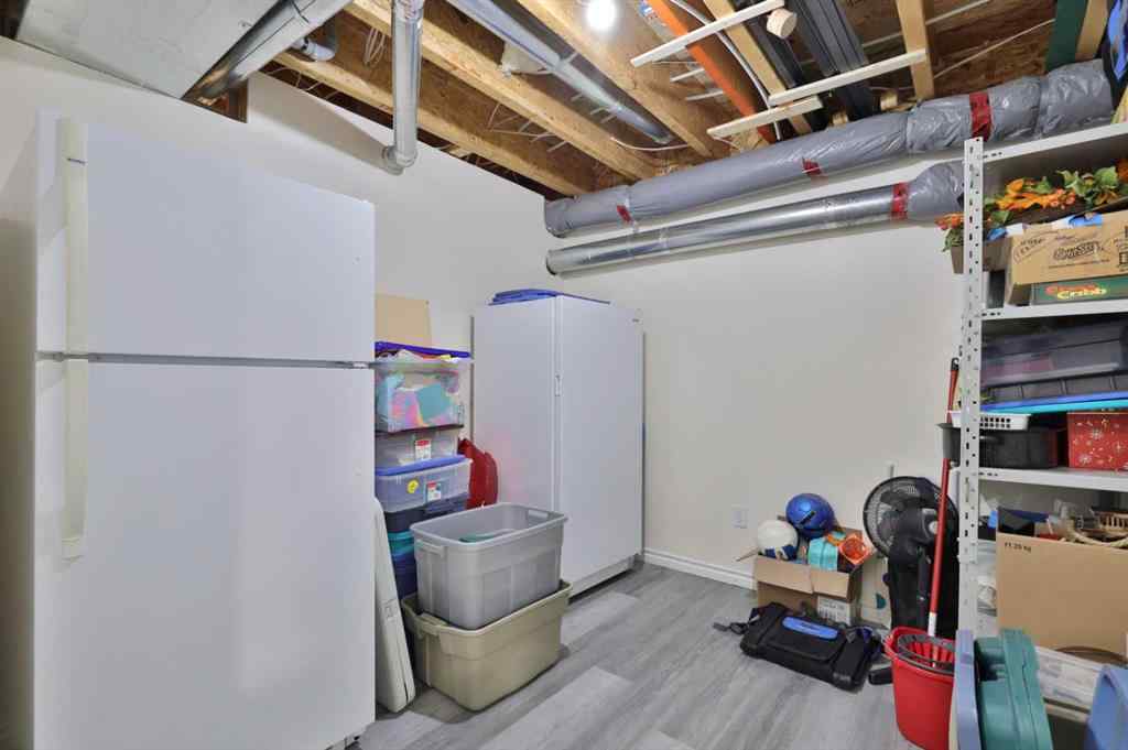 MLS® A2262390 - 6611 33 Avenue  in Century Meadows Camrose, Residential