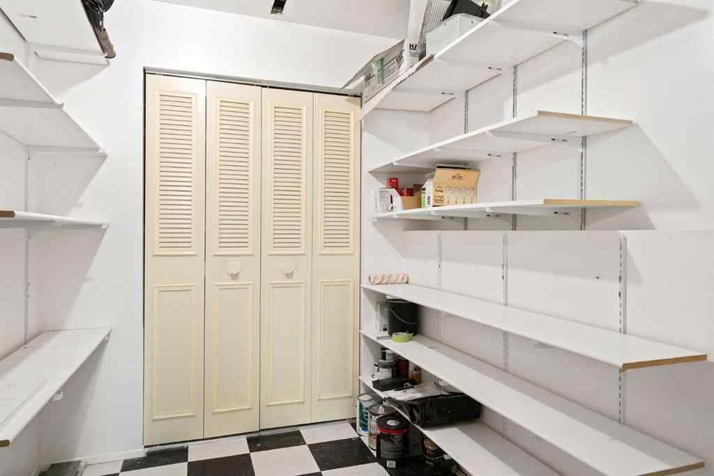 MLS® A2262393 - 2111 69 Avenue SE in Ogden Calgary, Residential