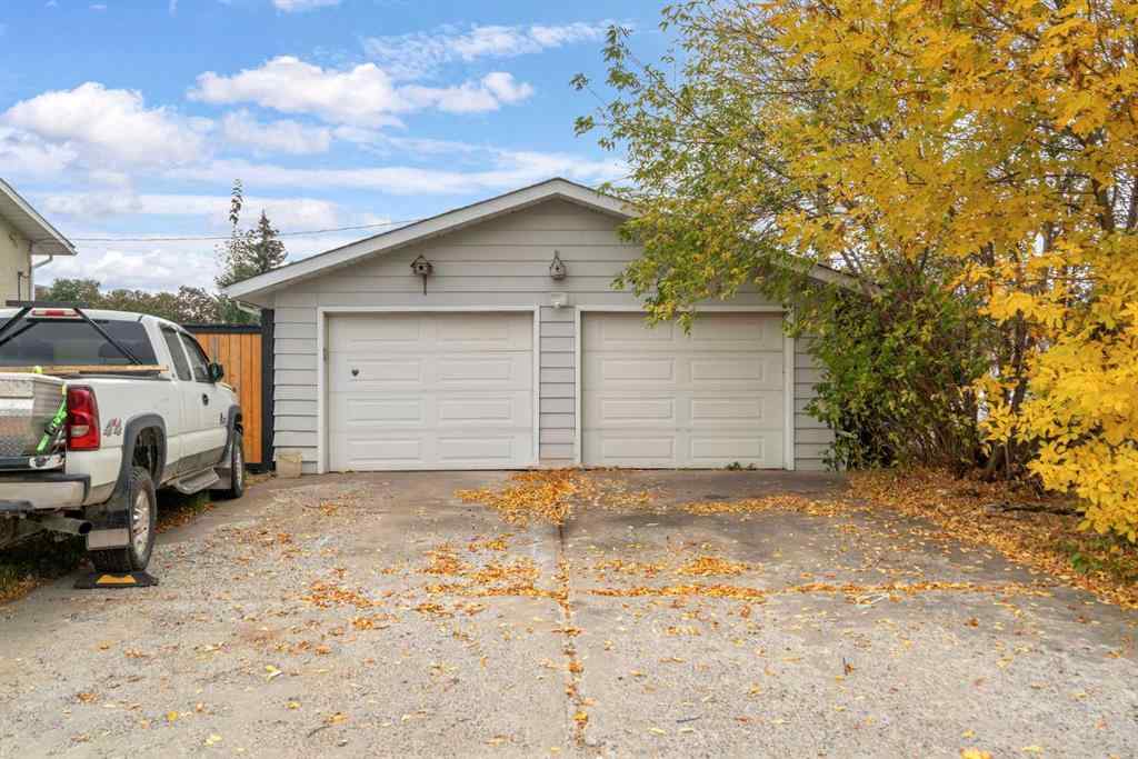 MLS® A2262393 - 2111 69 Avenue SE in Ogden Calgary, Residential
