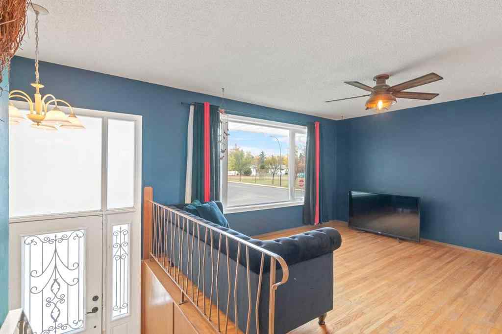 MLS® A2262393 - 2111 69 Avenue SE in Ogden Calgary, Residential