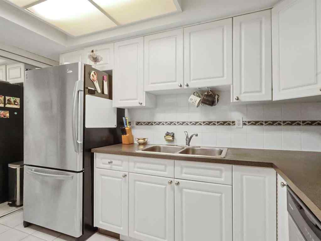 MLS® A2262397 - Unit #205 1625 14 Avenue SW in Sunalta Calgary, Residential