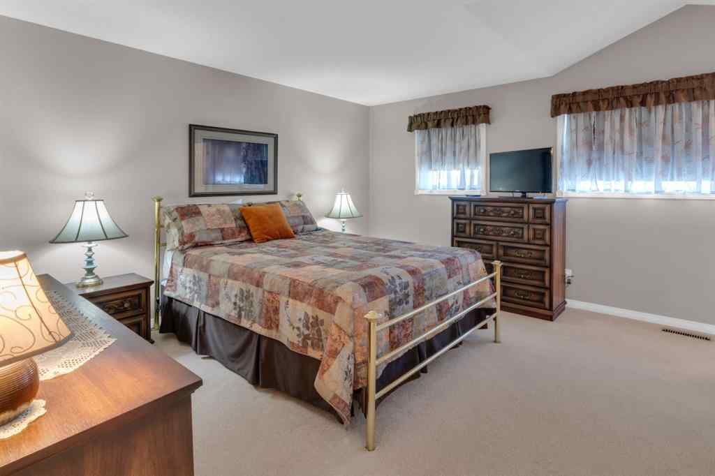 MLS® A2262398 - Unit #19 200 Sandstone Drive NW in Sandstone Valley Calgary, Residential