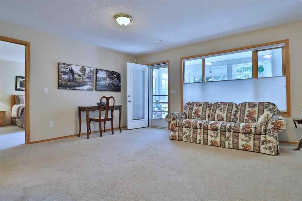 MLS® A2262404 - 185 Hamptons Square NW in Hamptons Calgary, Residential